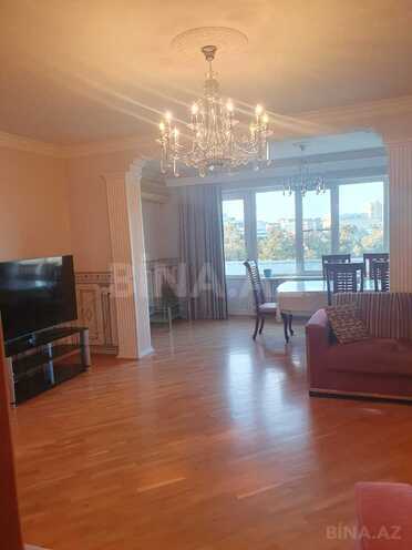 Продаётся 4-комн. вторичка 120 м², пос. Бадамдар, photo 3 from 11