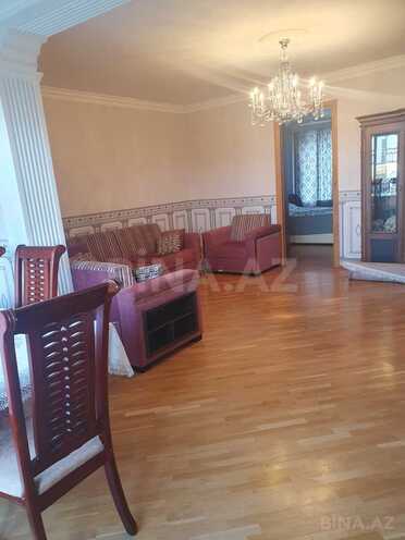 Продаётся 4-комн. вторичка 120 м², пос. Бадамдар, photo 1 from 11
