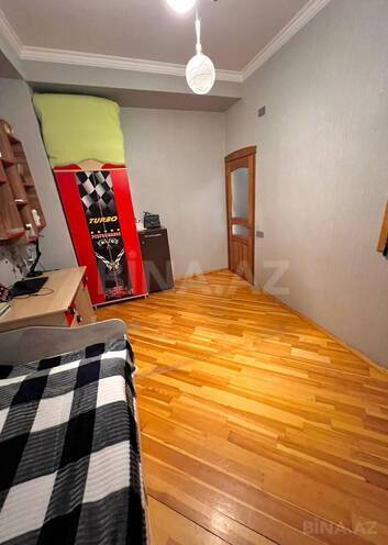 Satılır 3 otaqlı köhnə tikili 65 m², Xalqlar Dostluğu m., photo 9 from 16