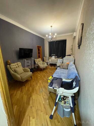 Satılır 2 otaqlı köhnə tikili 40 m², Gənclik m., photo 1 from 9