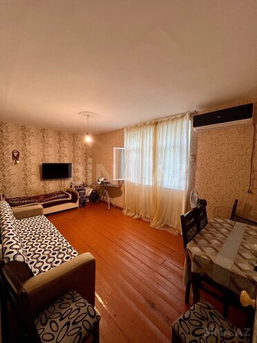 Satılır 2 otaqlı köhnə tikili 65 m², Bakıxanov q., photo 1 from 11