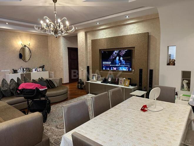 Satılır 4 otaqlı yeni tikili 174 m², 28 May m., photo 1 from 13