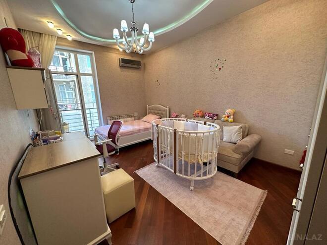 Satılır 4 otaqlı yeni tikili 174 m², 28 May m., photo 8 from 13