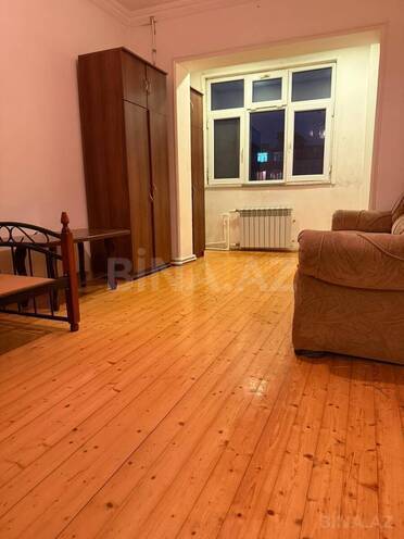 Сдаётся 2-комн. вторичка 70 м², Хатаинский р., photo 4 from 13