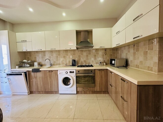 Сдаётся 3-комн. новостройка 127 м², Насиминский  р., photo 16 from 21