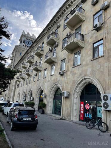 Сдаётся 3-комн. вторичка 80 м², м. Нариман Нариманов, photo 1 from 20