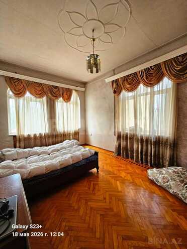 Satılır 8 otaqlı həyət evi/bağ evi 300 m², Badamdar q., photo 11 from 24