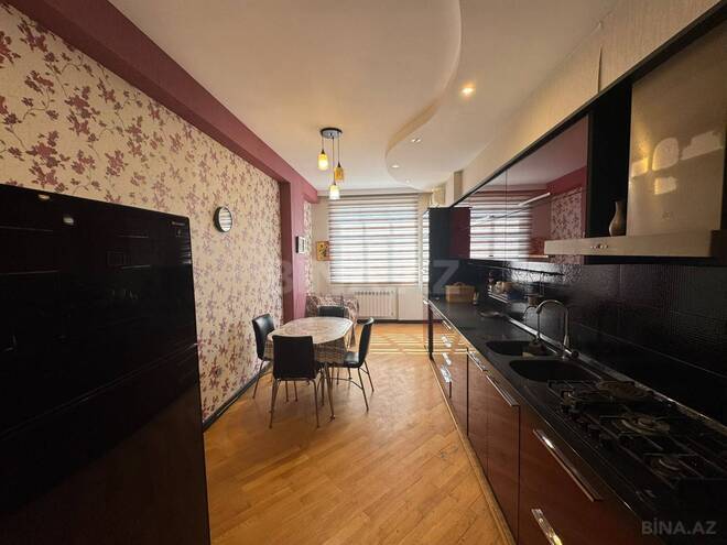 Продаётся 3-комн. новостройка 130 м², м. Элмляр Академиясы, photo 4 from 18