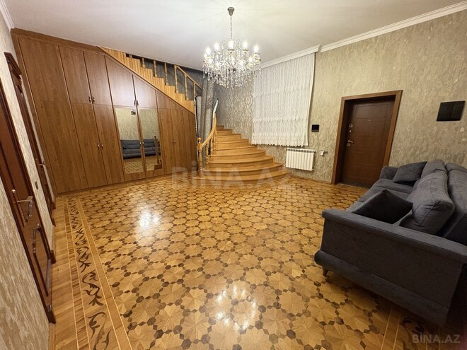 Satılır 5 otaqlı həyət evi/bağ evi 282 m², Bakıxanov q., photo 8 from 32