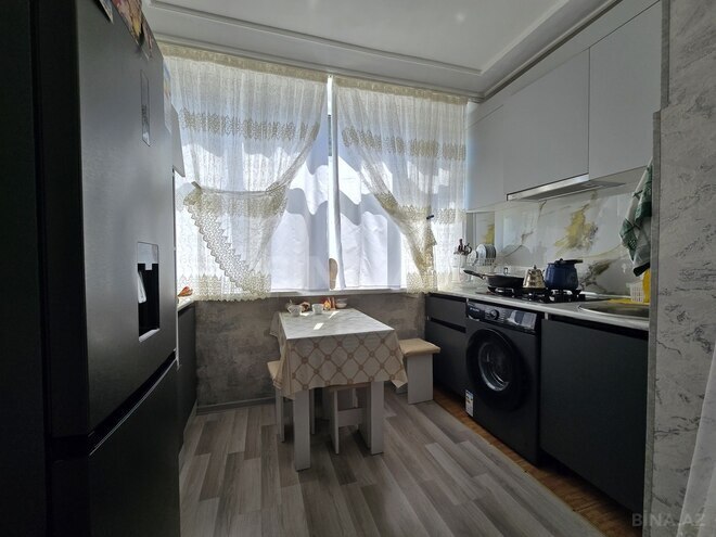 Satılır 2 otaqlı köhnə tikili 35 m², Qara Qarayev m., photo 4 from 8