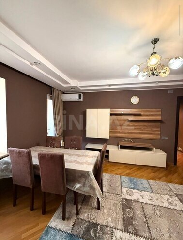 Сдаётся 3-комн. вторичка 75 м², м. Кара Караев, photo 5 from 21