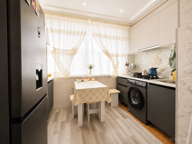 Продаётся 2-комн. вторичка 35 м², м. Кара Караев, photo 5 from 8