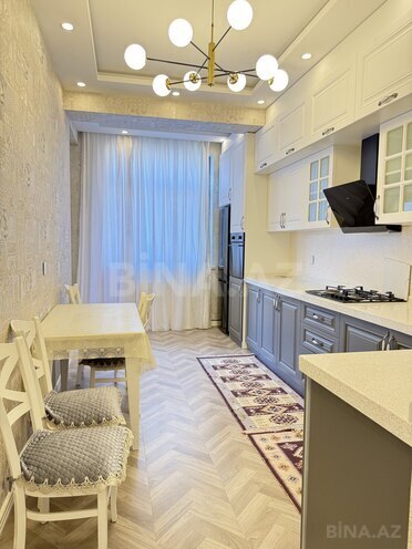 Сдаётся 2-комн. новостройка 85 м², м. Кара Караев, photo 1 from 19