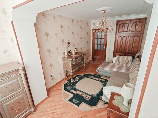 Satılır 3 otaqlı köhnə tikili 80 m², Qara Qarayev m., photo 13 from 26