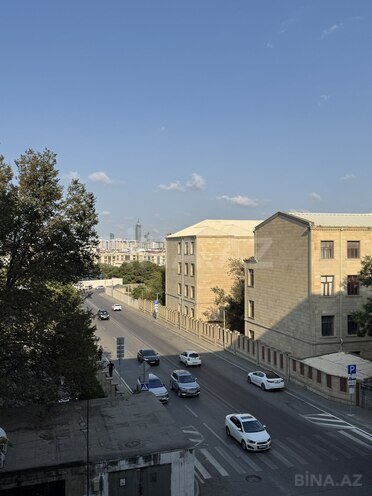 Satılır 3 otaqlı köhnə tikili 70 m², Nərimanov r., photo 17 from 18