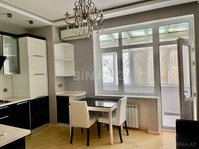 İcarəyə verilir 2 otaqlı yeni tikili 130 m², 28 May m., photo 4 from 15