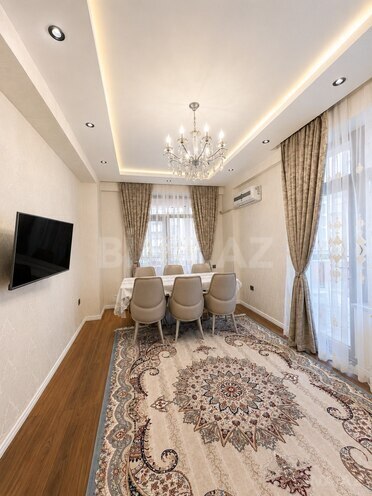 Продаётся 2-комн. новостройка 90 м², м. Кара Караев, photo 1 from 19