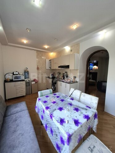 Сдаётся 3-комн. вторичка 115 м², м. Сахил, photo 14 from 22