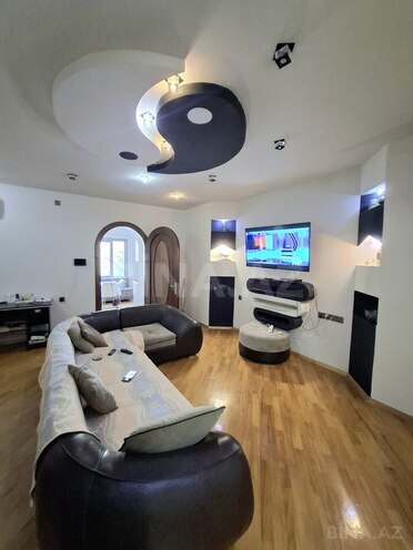 Сдаётся 3-комн. вторичка 115 м², м. Сахил, photo 1 from 22