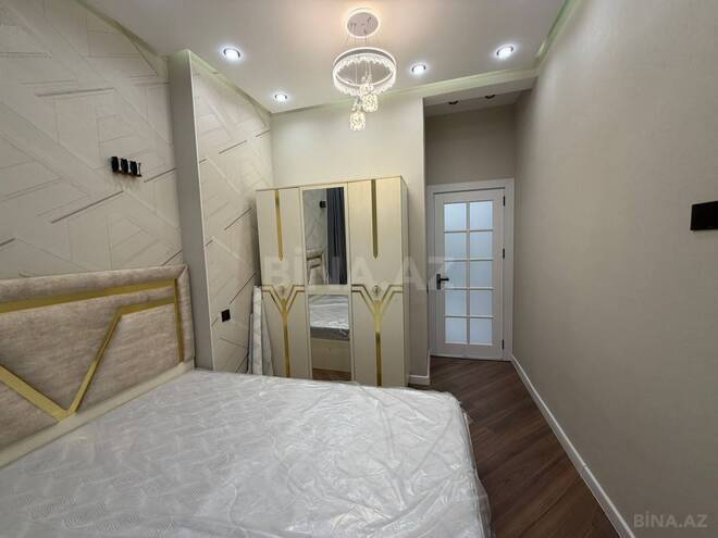 Продаётся 2-комн. вторичка 45 м², м. Иншаатчылар, photo 3 from 16