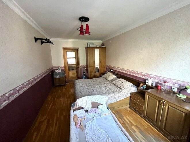 Satılır 5 otaqlı köhnə tikili 130 m², Azadlıq Prospekti m., photo 5 from 17