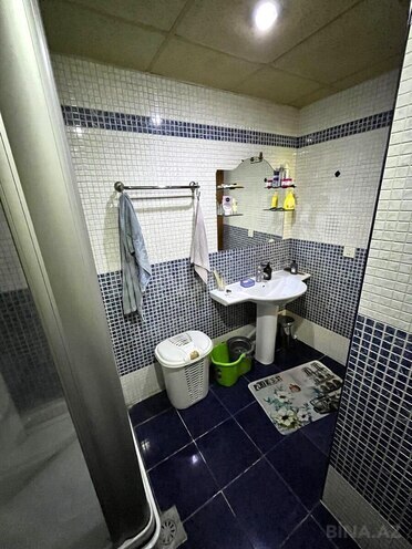 Satılır 5 otaqlı köhnə tikili 130 m², Azadlıq Prospekti m., photo 15 from 17