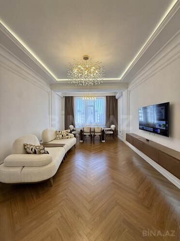 Продаётся 3-комн. новостройка 118 м², м. Гянджлик, photo 1 from 17