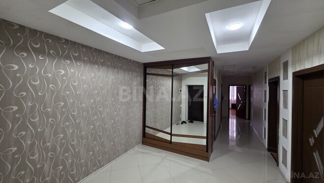 Сдаётся 3-комн. новостройка 120 м², м. Низами, photo 5 from 11
