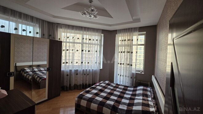 Сдаётся 3-комн. новостройка 120 м², м. Низами, photo 6 from 11