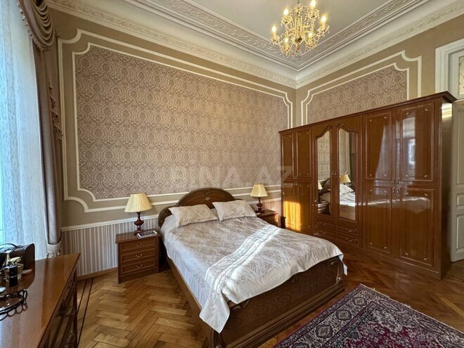 Продаётся 5-комн. вторичка 151 м², м. Ичеришехер, photo 9 from 25