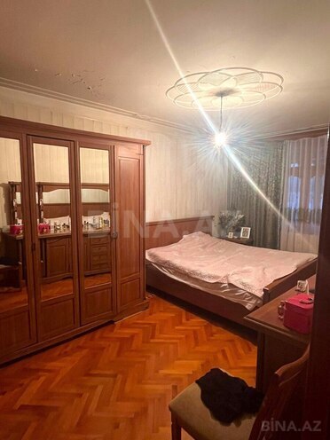 Satılır 5 otaqlı köhnə tikili 130 m², Azadlıq Prospekti m., photo 8 from 15