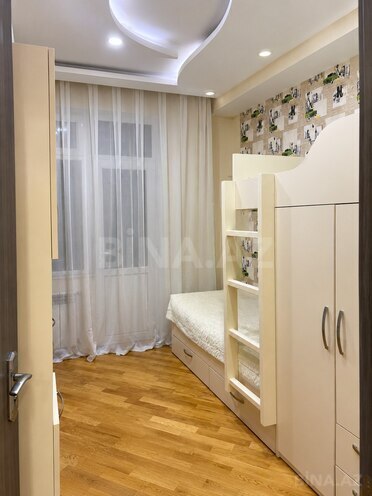 Сдаётся 3-комн. новостройка 100 м², м. Нефтчиляр, photo 7 from 12