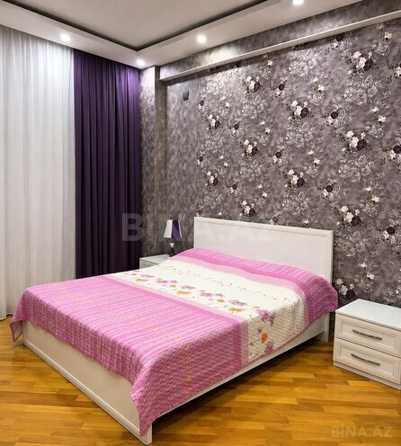 Сдаётся 3-комн. новостройка 100 м², м. Нефтчиляр, photo 1 from 12
