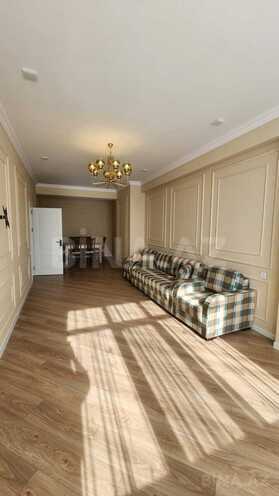 Сдаётся 3-комн. новостройка 125 м², м. Иншаатчылар, photo 1 from 10