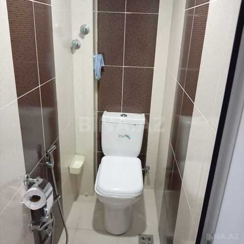 Satılır 3 otaqlı köhnə tikili 70 m², Xalqlar Dostluğu m., photo 8 from 10