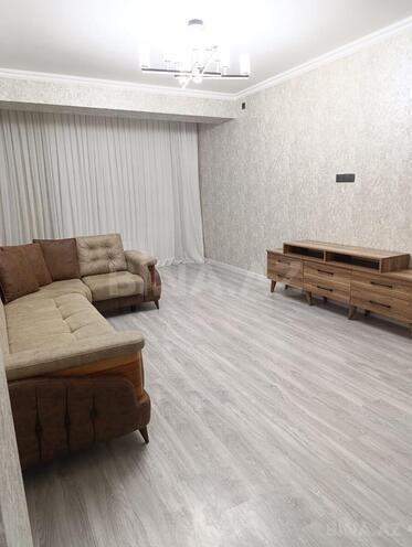 Сдаётся 2-комн. новостройка 68 м², м. Кара Караев, photo 1 from 11