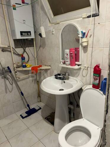 İcarəyə verilir 2 otaqlı köhnə tikili 45 m², İnşaatçılar m., photo 8 from 9