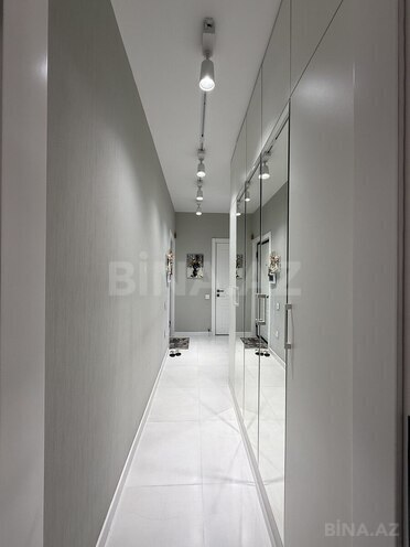 Продаётся 3-комн. вторичка 70 м², м. Нефтчиляр, photo 13 from 23