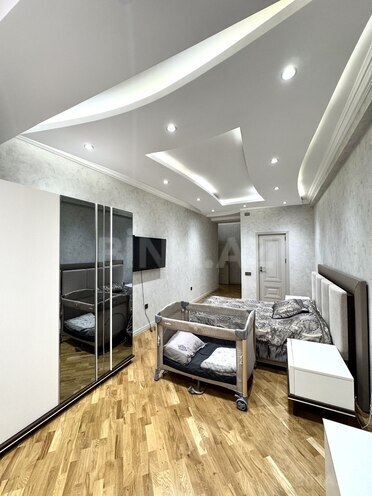 Satılır 4 otaqlı yeni tikili 230 m², 28 May m., photo 11 from 18