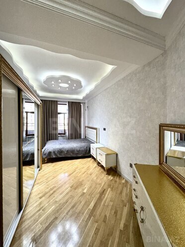 Satılır 4 otaqlı yeni tikili 230 m², 28 May m., photo 12 from 18