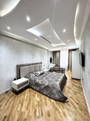 Satılır 4 otaqlı yeni tikili 230 m², 28 May m., photo 9 from 18
