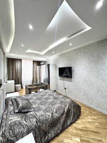 Satılır 4 otaqlı yeni tikili 230 m², 28 May m., photo 10 from 18