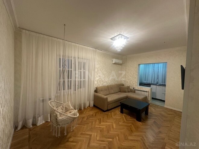 Продаётся 2-комн. вторичка 45 м², м. Насими, photo 5 from 12
