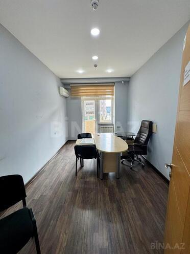 İcarəyə verilir 20 otaqlı ofis 820 m², 28 May m., photo 19 from 28