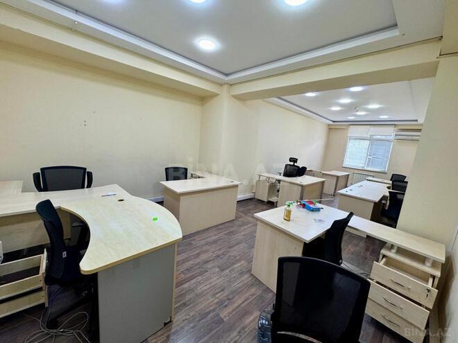 İcarəyə verilir 20 otaqlı ofis 820 m², 28 May m., photo 11 from 28