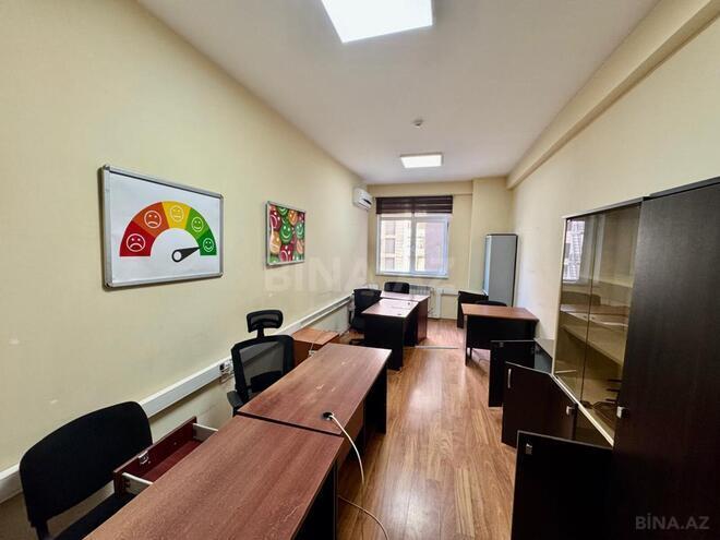 İcarəyə verilir 20 otaqlı ofis 820 m², 28 May m., photo 14 from 28