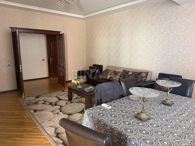 Продаётся 3-комн. новостройка 120 м², м. Иншаатчылар, photo 1 from 8