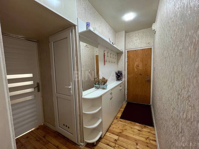 Продаётся 2-комн. вторичка 40 м², м. Ази Асланов, photo 11 from 18