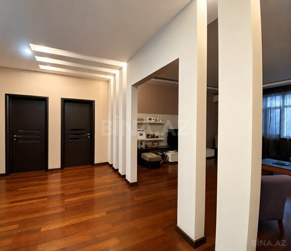 Продаётся 3-комн. новостройка 135 м², м. Элмляр Академиясы, photo 8 from 11