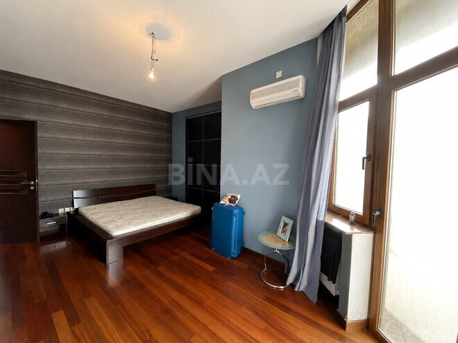 Продаётся 3-комн. новостройка 135 м², м. Элмляр Академиясы, photo 7 from 11